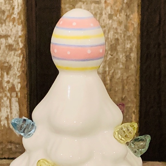 Mr. Christmas White Light Up Easter Tree - Picture 9 of 10